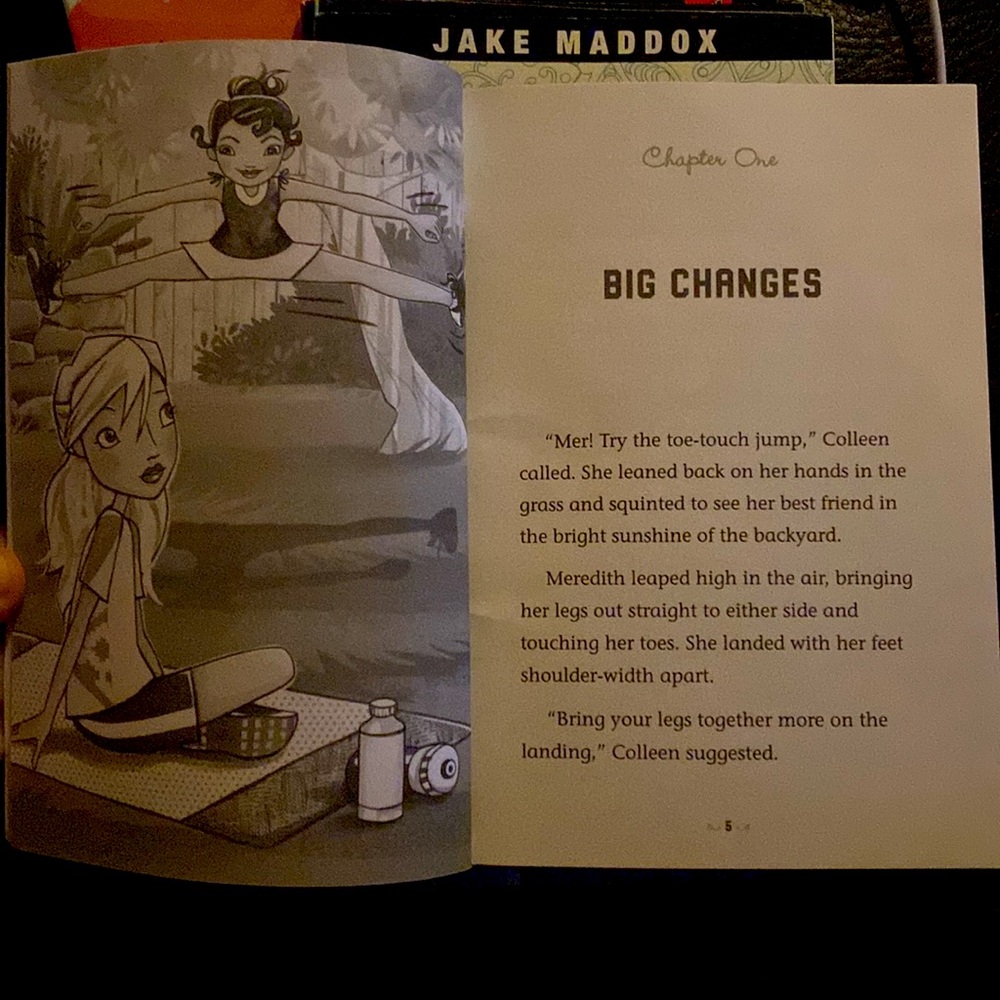 Jake Maddox sport Chapter Books - Picture 3 of 4
